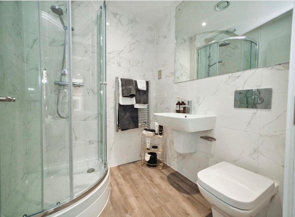 The Bank Apartment Бирмингам Екстериор снимка